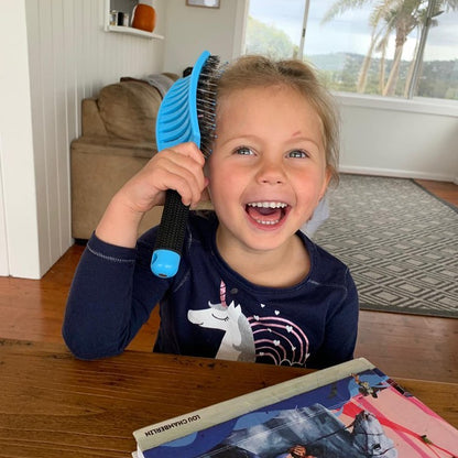 Brosse démêlante anti-douleur pour enfant Captily™